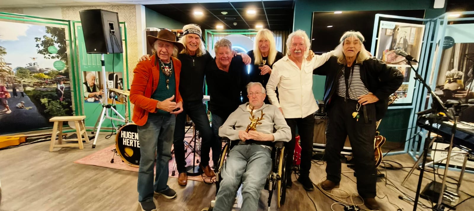 Onvergetelijk verrassingsoptreden voor Guus Bos